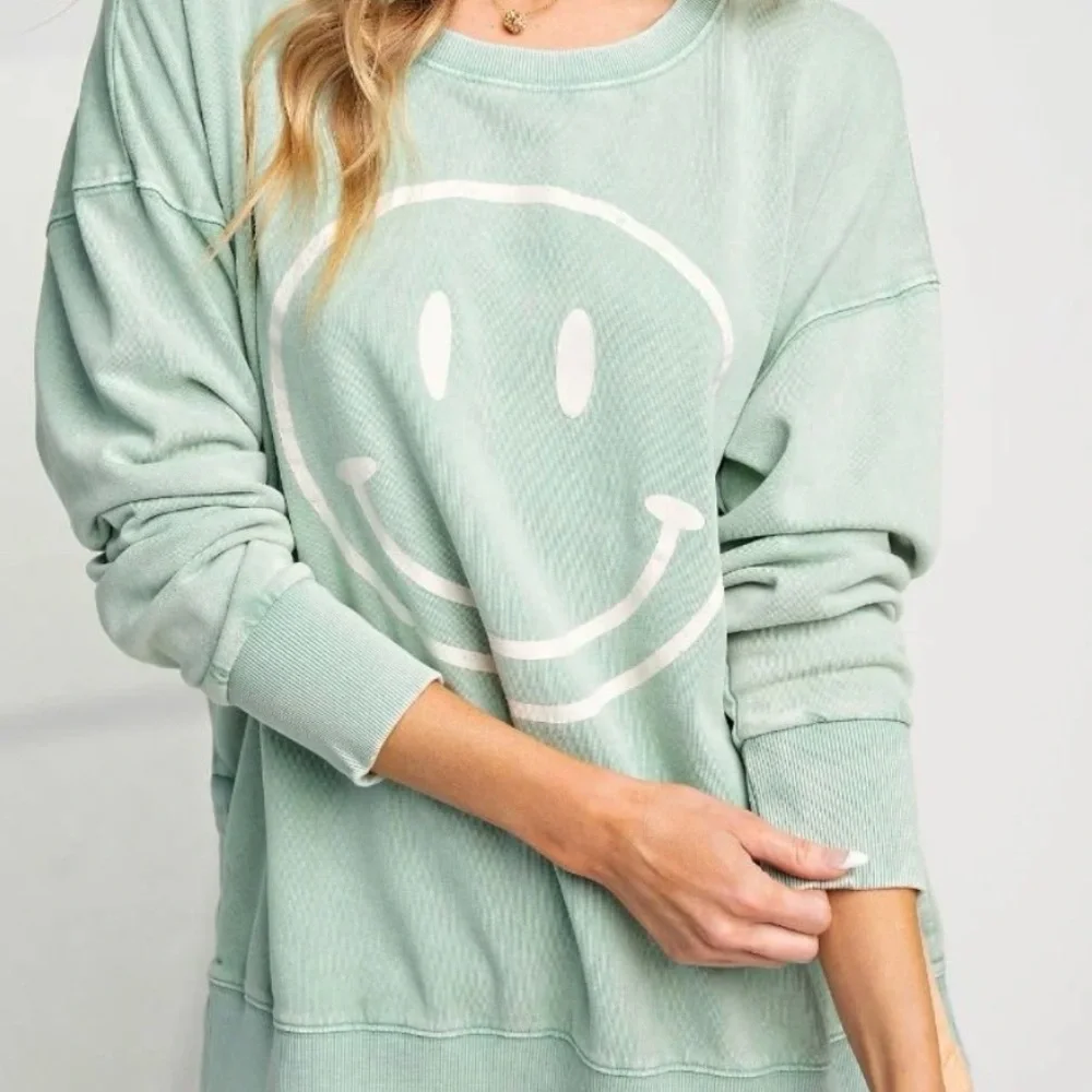 Smile Face Green Sweatshirt - Picture 8 of 11